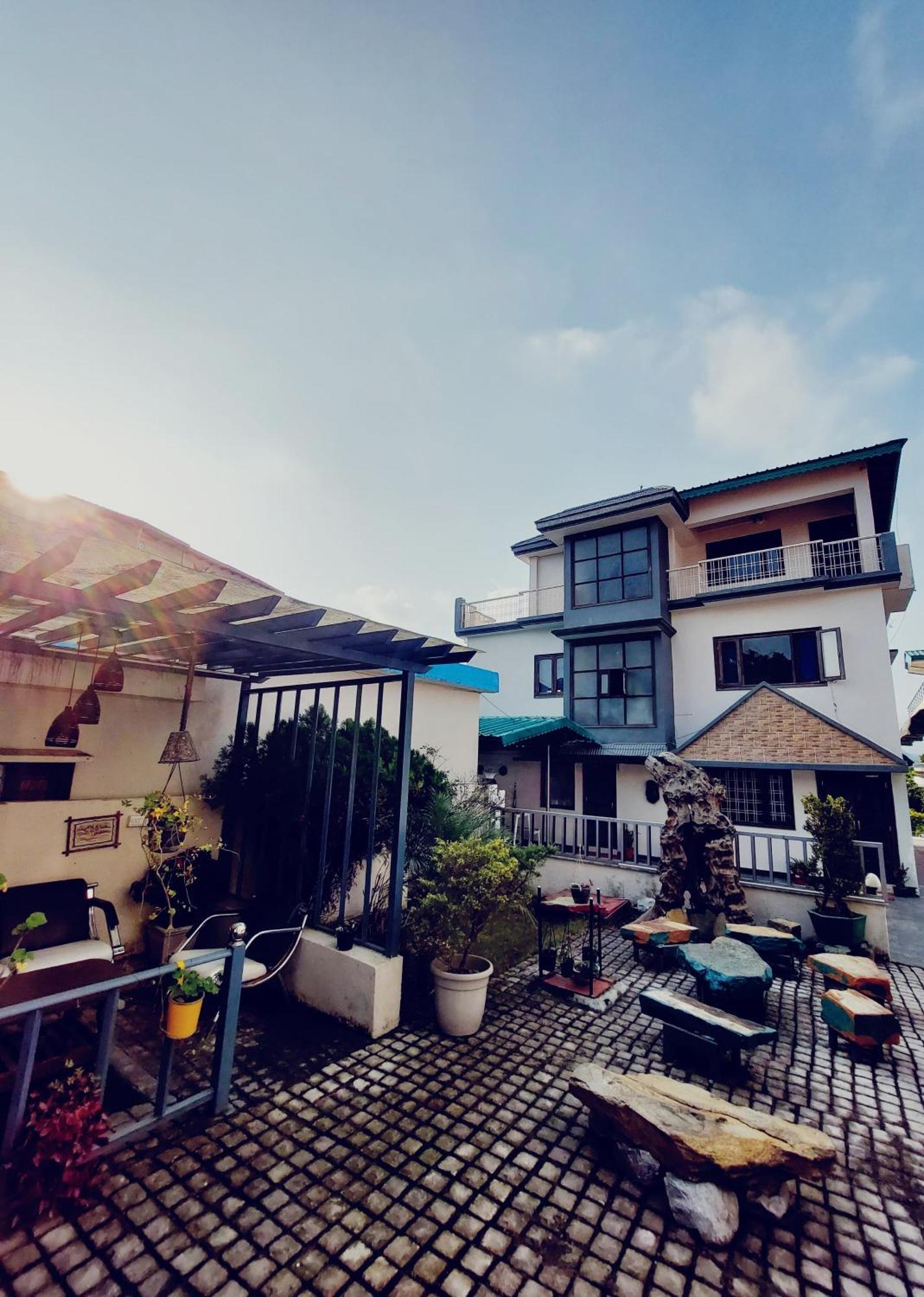 Hotel Alinda House Naukuchiatal By The Ghaur Bhīm Tāl Esterno foto