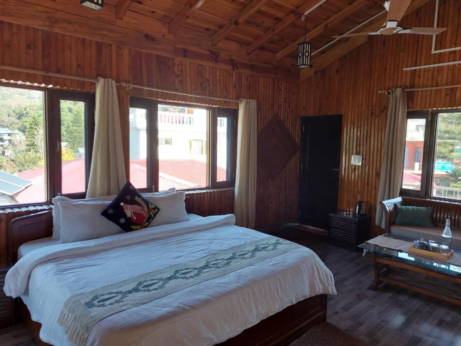 Hotel Alinda House Naukuchiatal By The Ghaur Bhīm Tāl Esterno foto